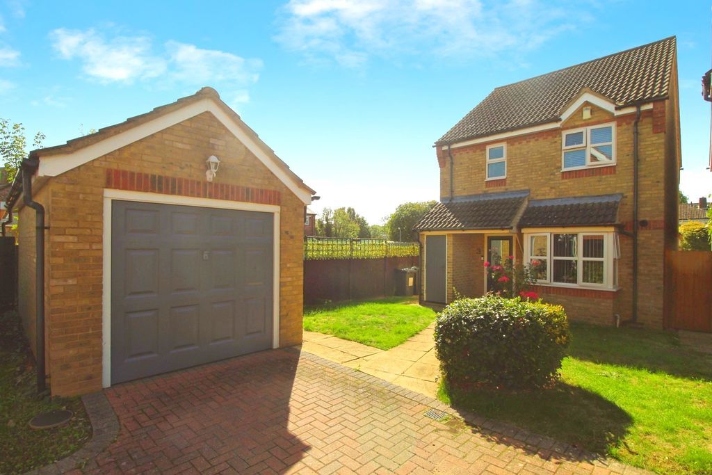 Property photo 1 of 15 Front