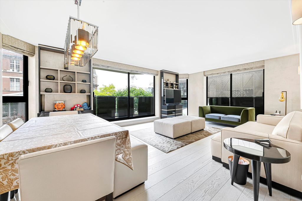 Property photo 1 of 16 Image