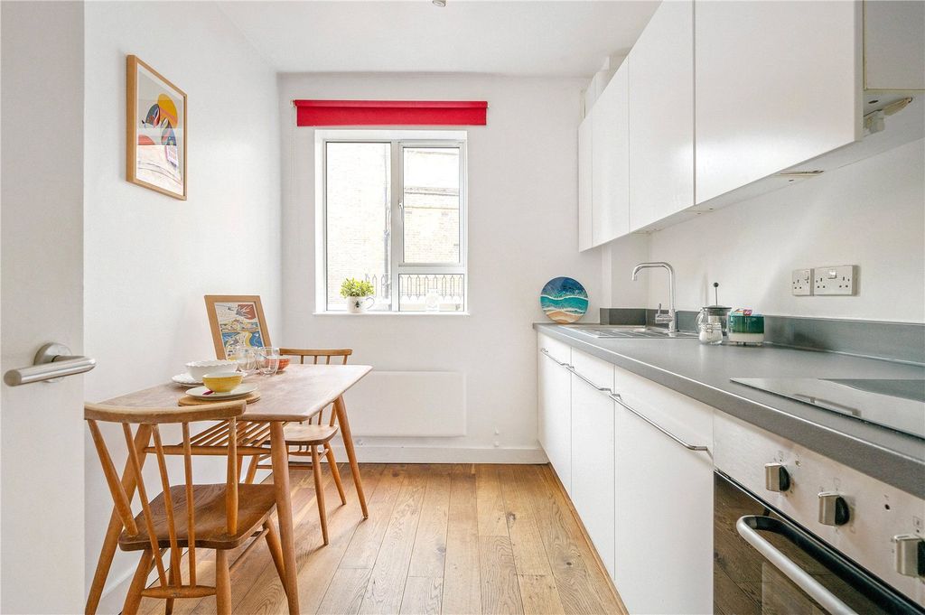 Property photo 2 of 13 Kitchen