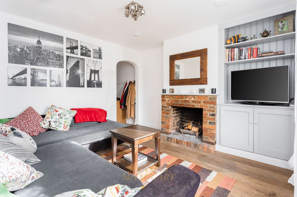 Property photo 3 of 21