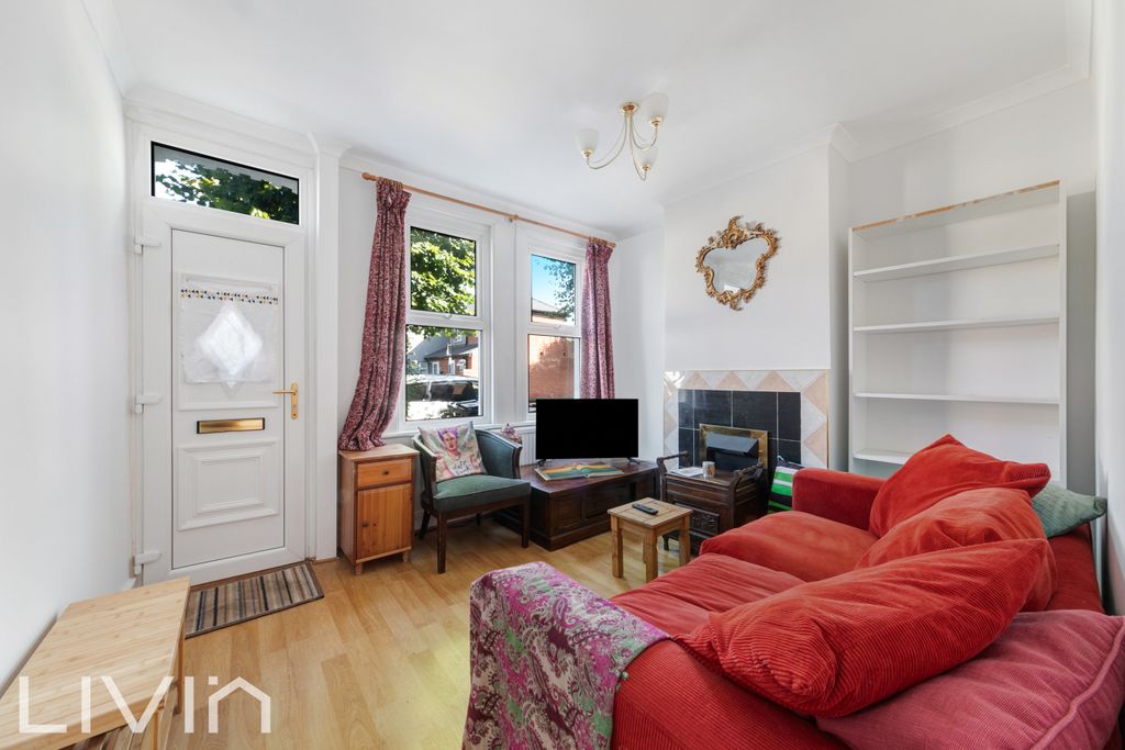 Property photo 2 of 10 Boston Road (1)