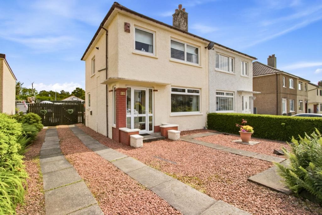 Property photo 1 of 33