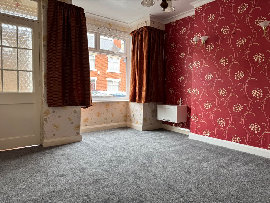 Property photo 2 of 16 Image