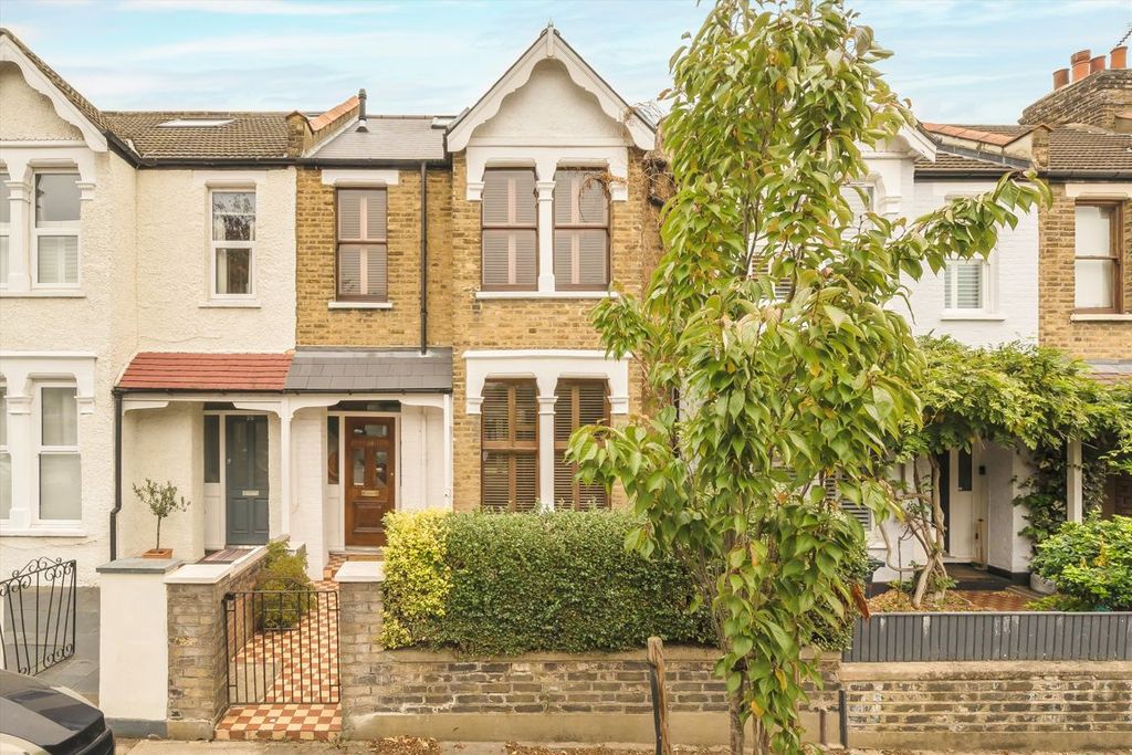 Property photo 1 of 8