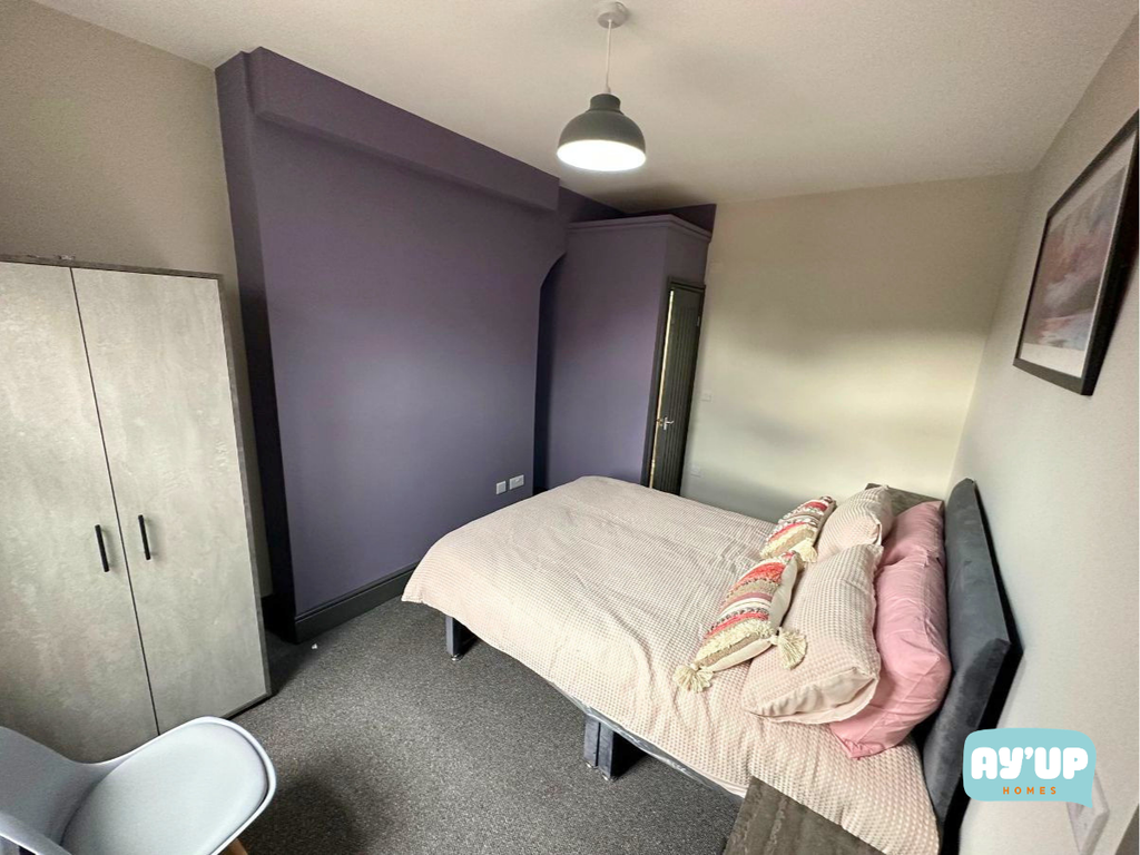 Property photo 1 of 3