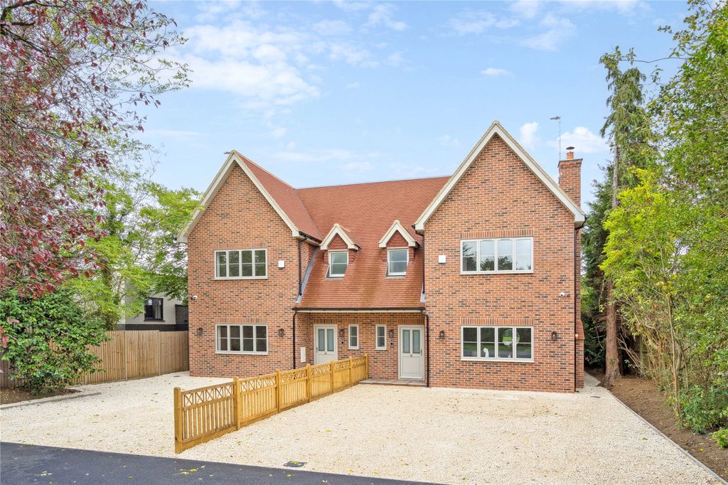 Property photo 3 of 17 Picture No. 01