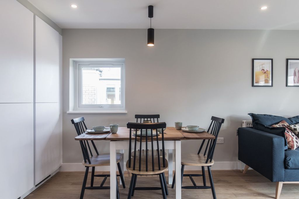 Property photo 3 of 10 Living_Room (Example)