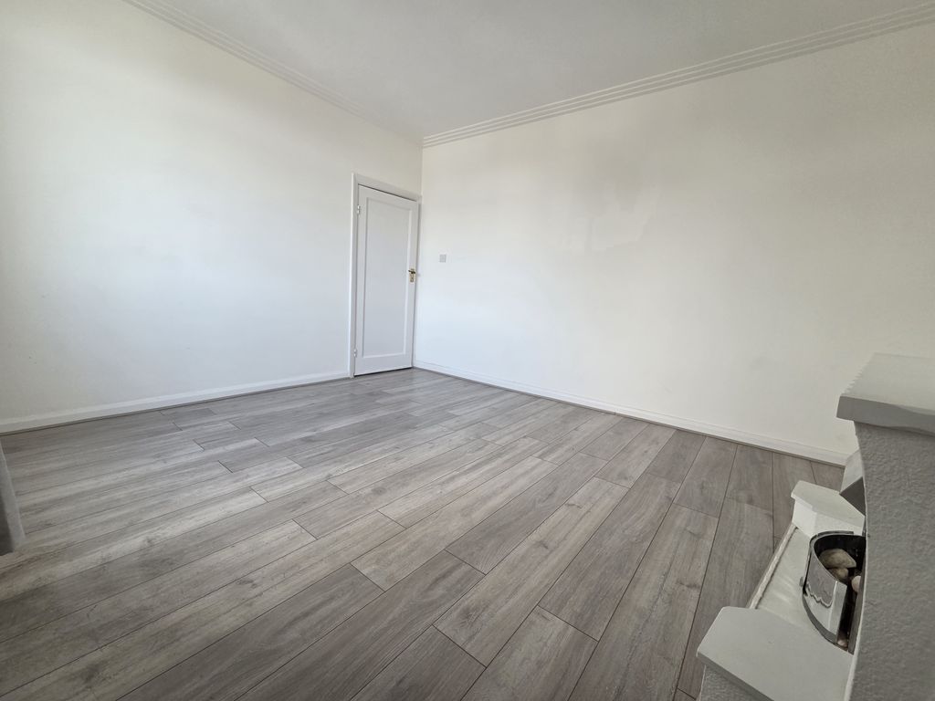 Property photo 2 of 9 20260722 092905
