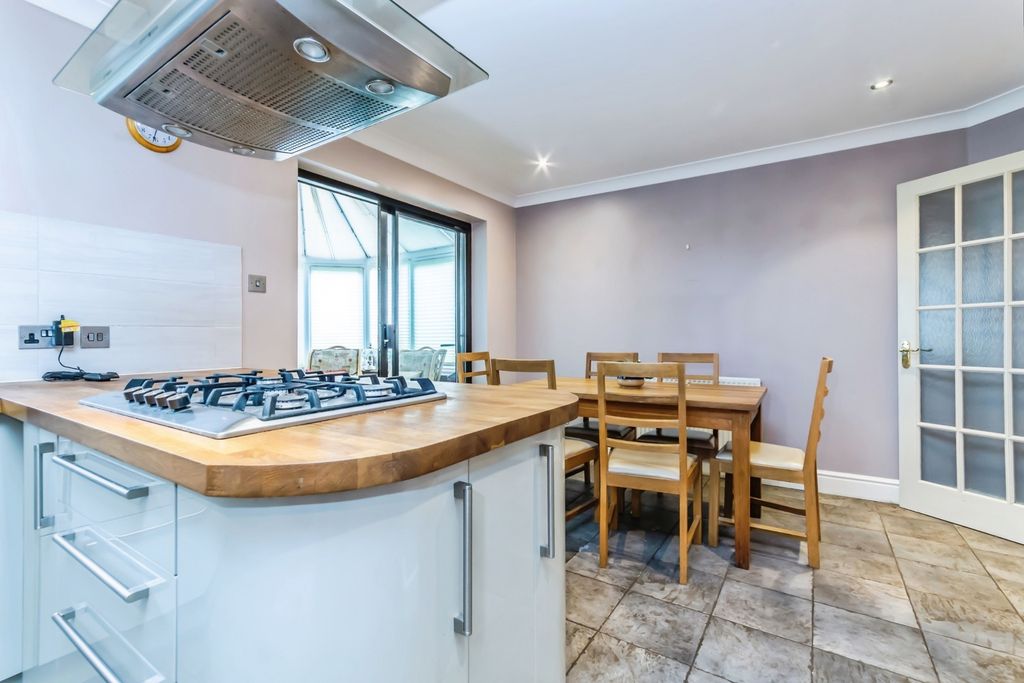 Property photo 1 of 17 Photo