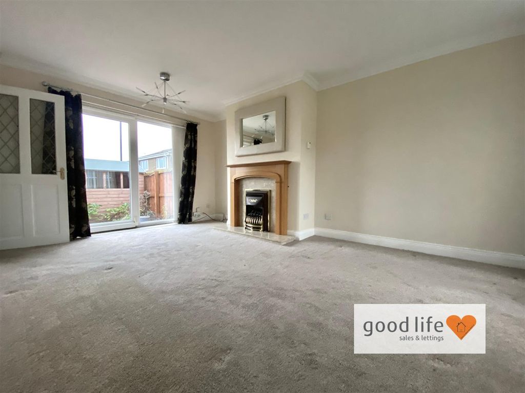 Property photo 2 of 12 20251107_151535171_Ios1Foxclairclose.Jpg