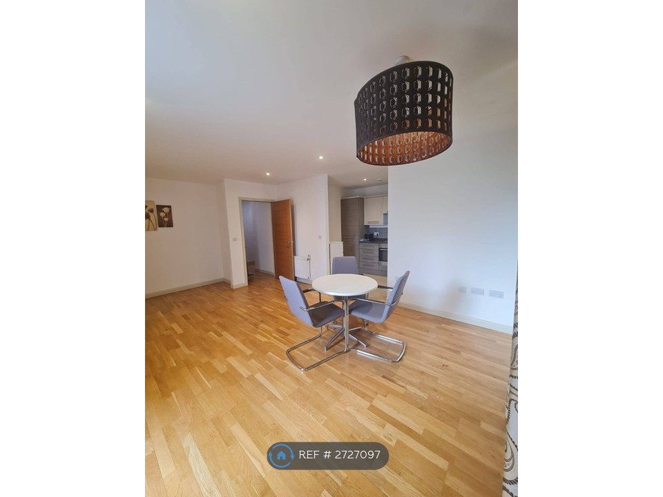 Property photo 3 of 14 Living Area