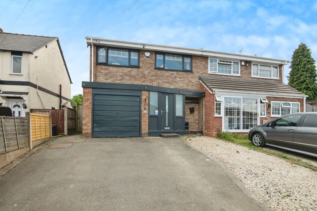 Property photo 1 of 15 Front