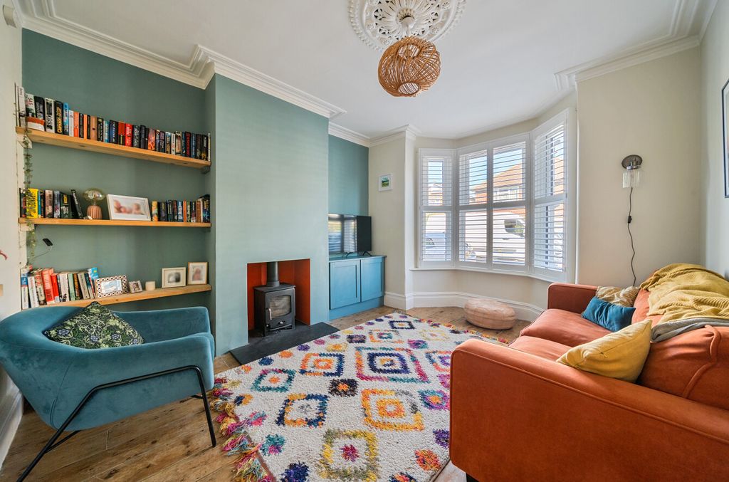 Property photo 2 of 13 1450954-45-69Eb9B...