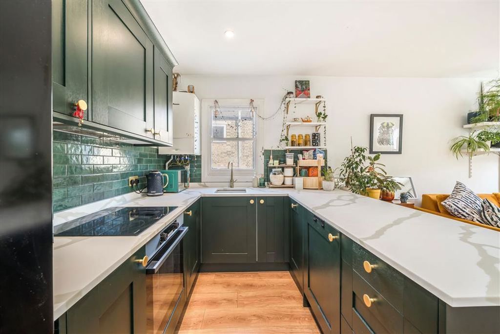 Property photo 3 of 8