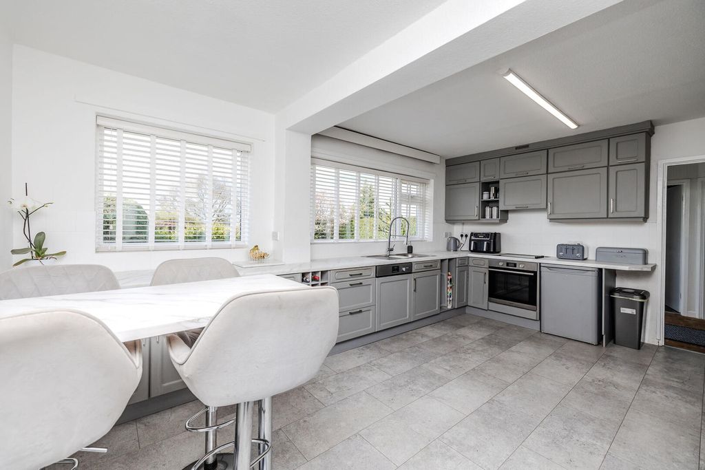 Additional image 5 of 4 bed property for saleBeech Court, Darras Hall, Ponteland, Newcastle Upon Tyne NE20