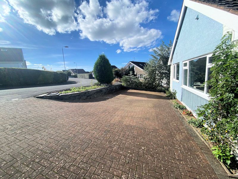 Property photo 3 of 53