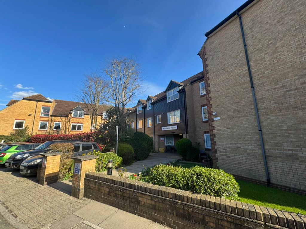 Property photo 1 of 7