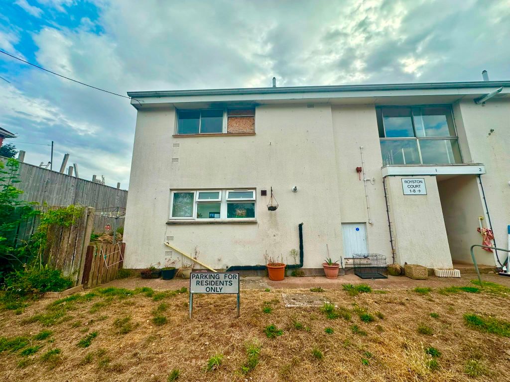Property photo 1 of 5