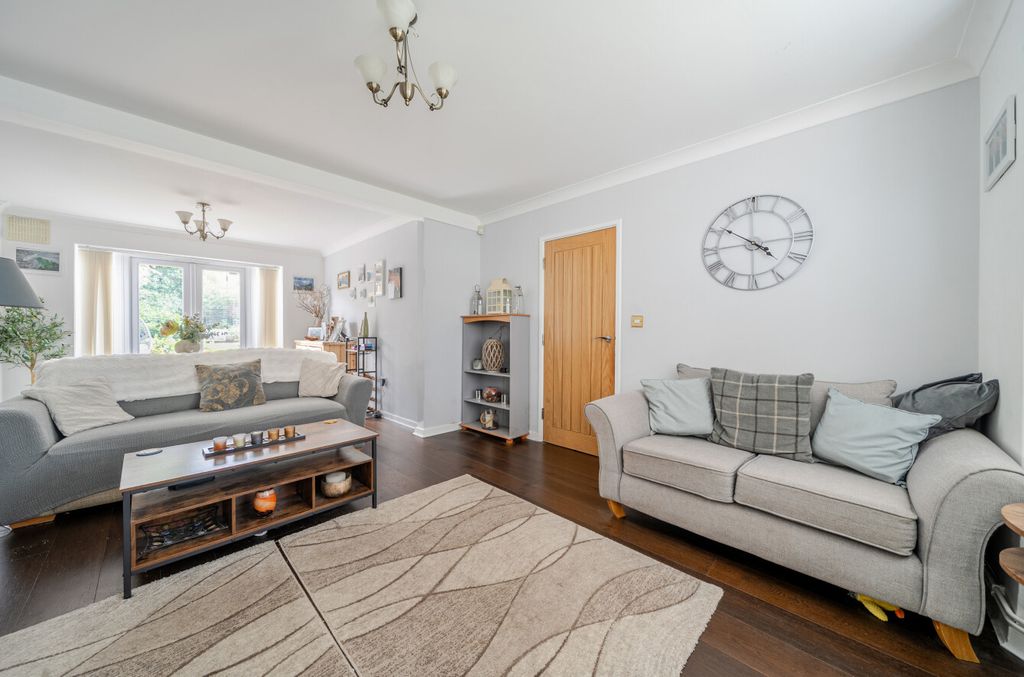 Property photo 2 of 18 1458042-2-6A0627E...