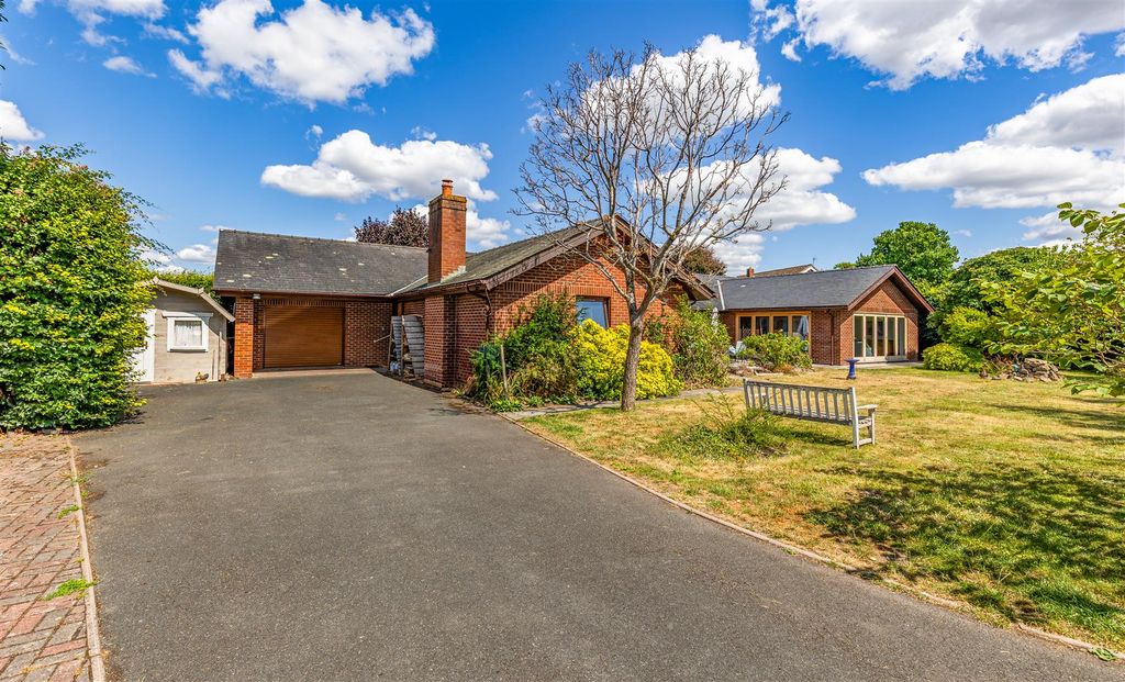 Additional image 30 of 5 bed detached bungalow for saleOverbury Road, Hereford HR1