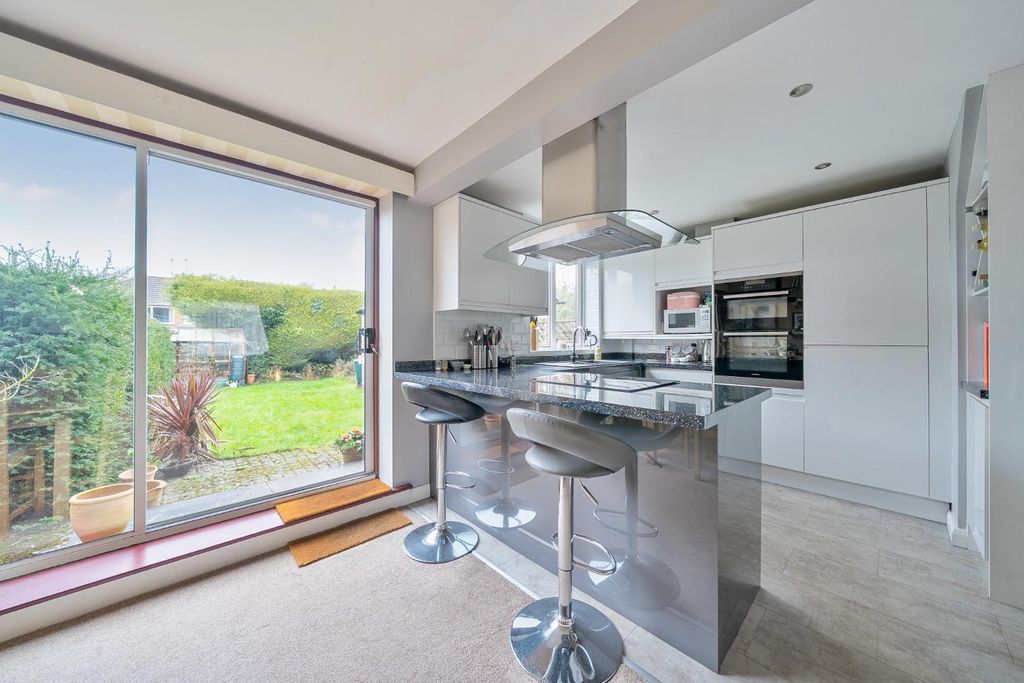 Property photo 1 of 14 1401688-15-69735666Df038.Jpg