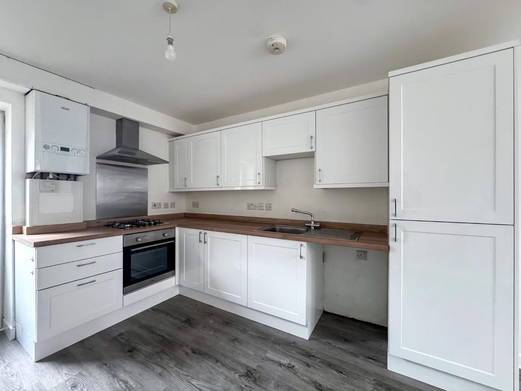 Property photo 3 of 10 9.Jpg