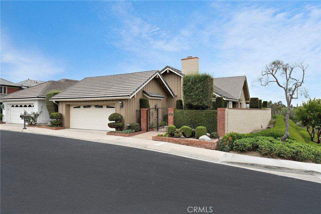 Property photo 1 of 59