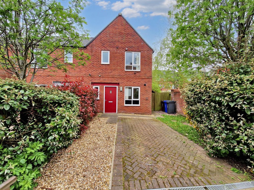 Property photo 1 of 9