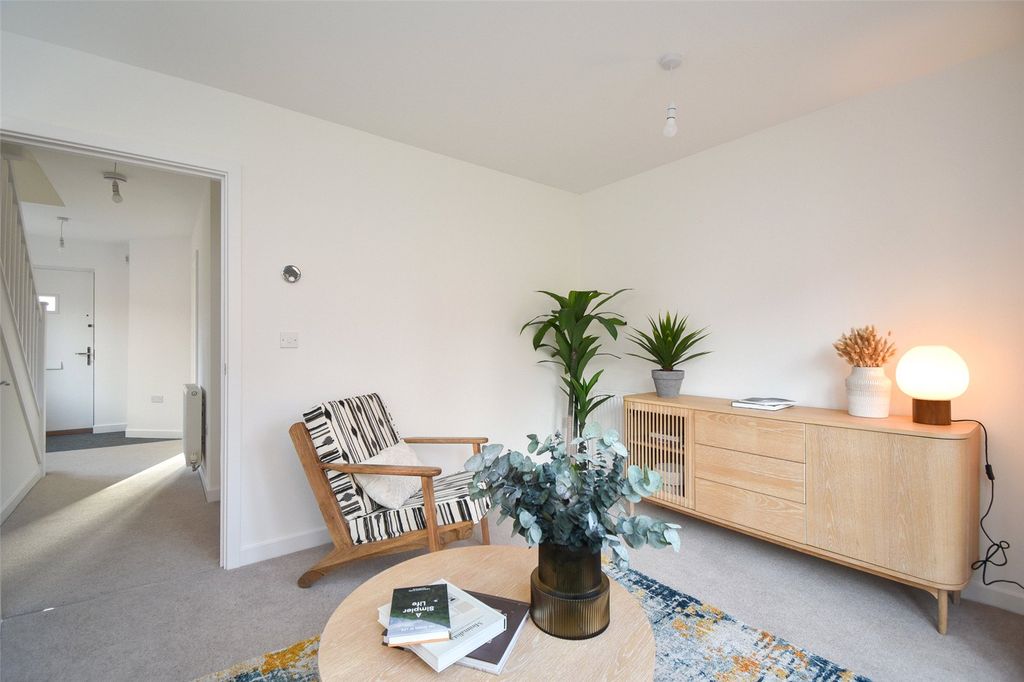 Property photo 3 of 7 Reception Room