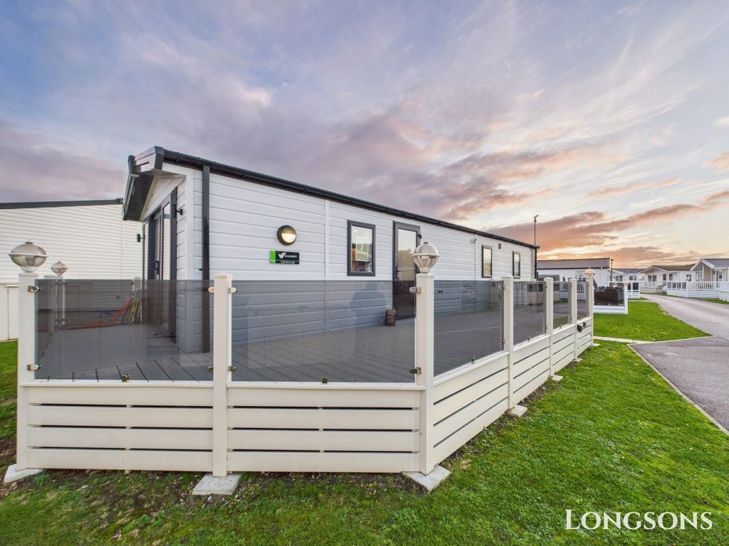 Property photo 1 of 23 Cam02173G0 Pr0277 Still079