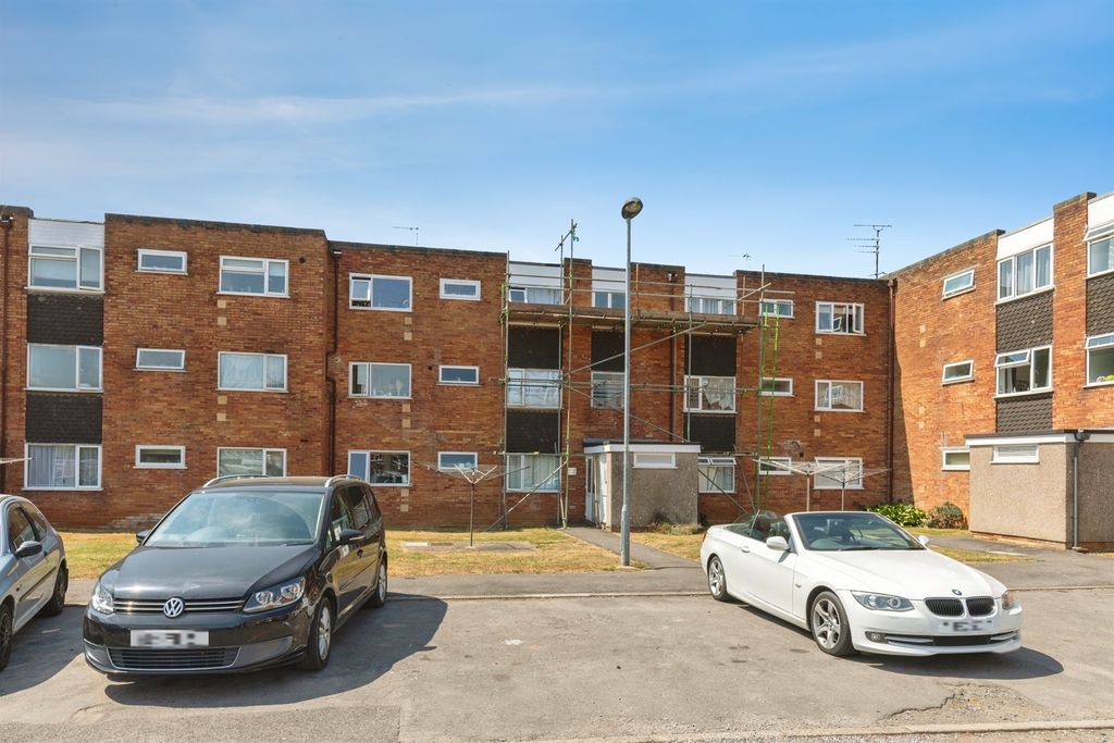 Property photo 1 of 20