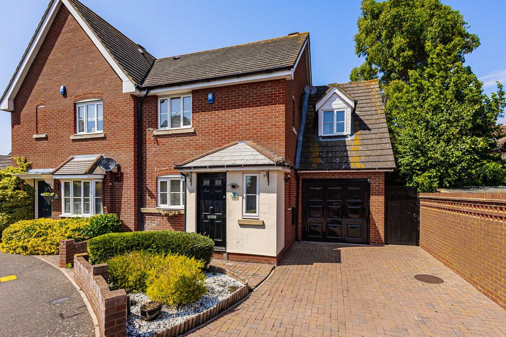 Property photo 1 of 26