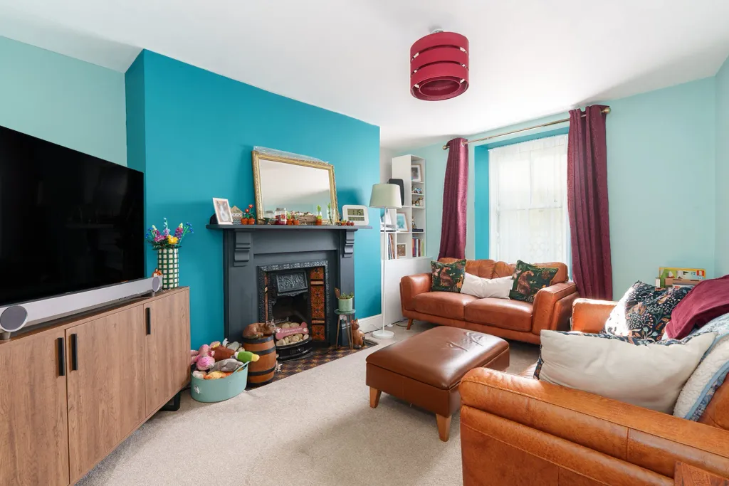 Property photo 3 of 15