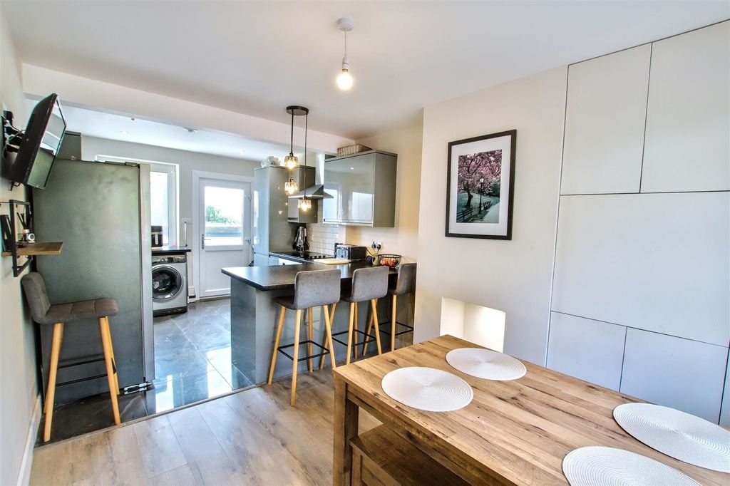 Property photo 1 of 29 Kitchen/Diner