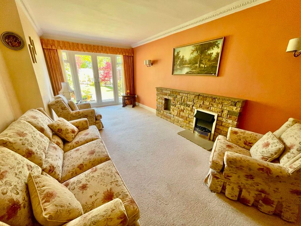 Property photo 3 of 32