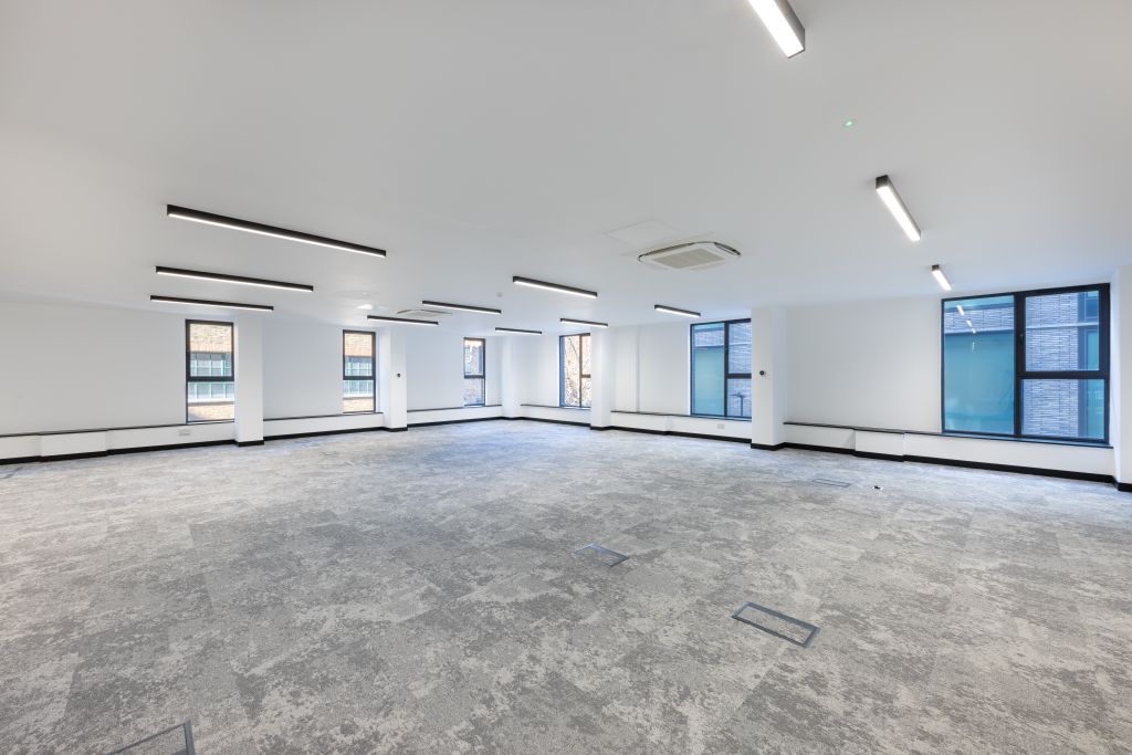 Property photo 3 of 7