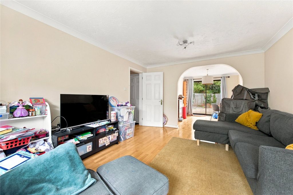 Property photo 2 of 15 Picture No. 23