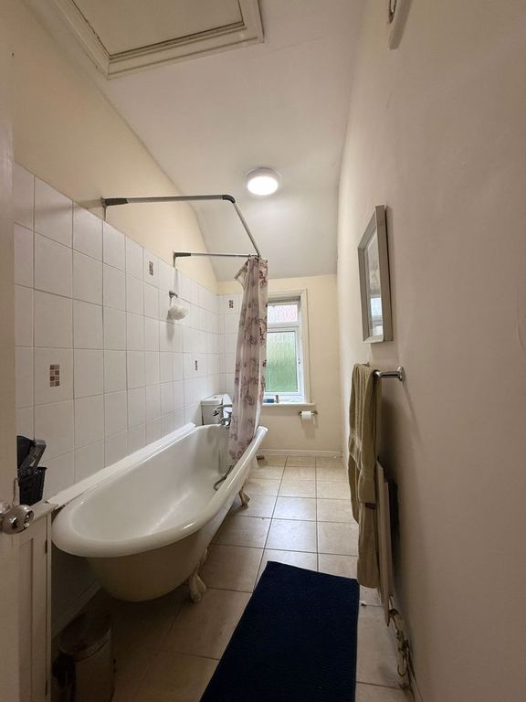 Property photo 3 of 8 Photo 1