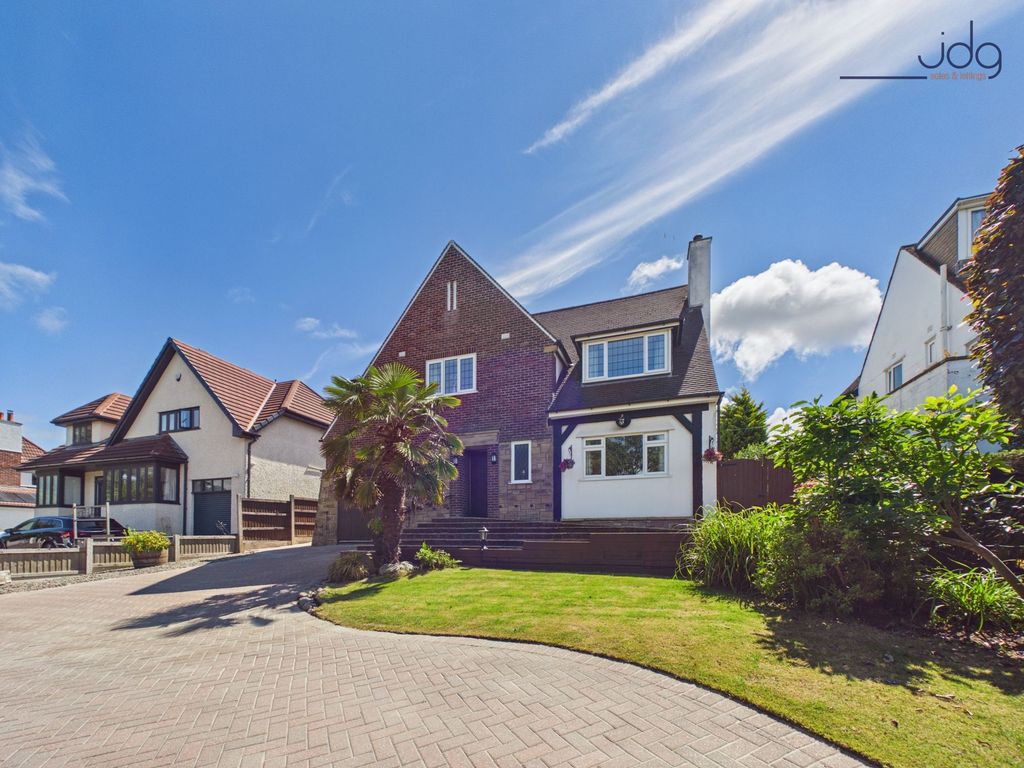 Property photo 1 of 23 Welcome To Coastal Road