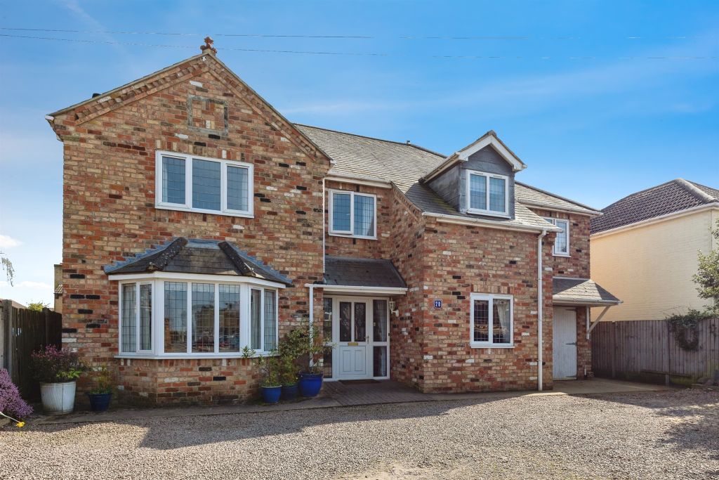 Property photo 1 of 17