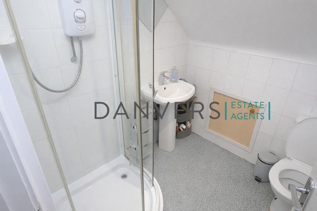 Property photo 2 of 3 c16A7534-5247-4B01-991F-73A8297Ef45d.Jpg