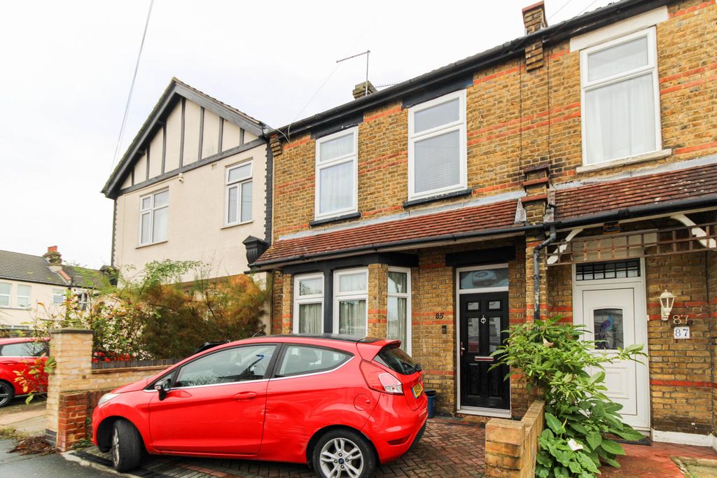 Property photo 1 of 11 Front (Exterior)