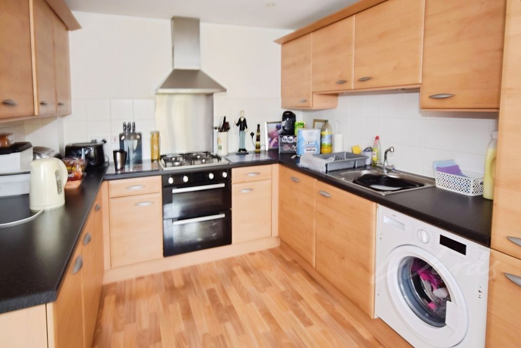 Property photo 2 of 5 Pharalope Kitchen