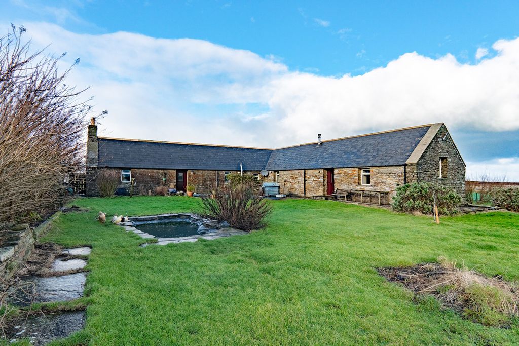 Property photo 1 of 36