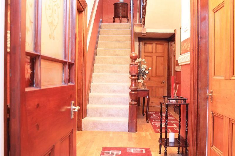 Property photo 2 of 26