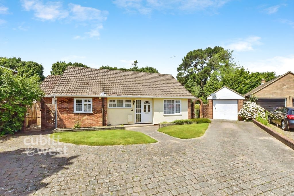 Property photo 1 of 15 6Ea5B876-901Gzpic