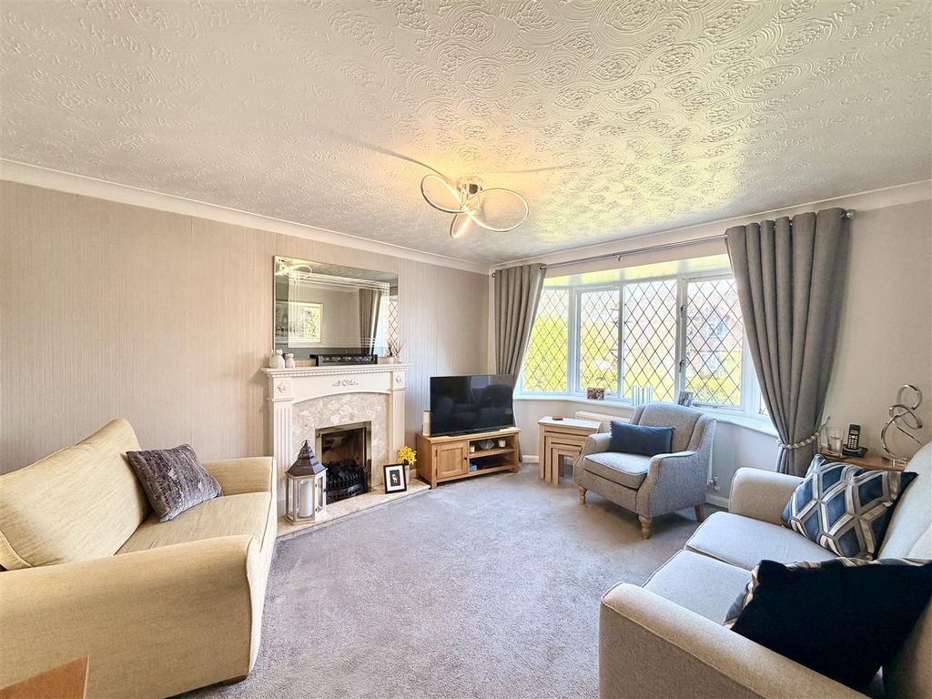 Property photo 2 of 20 2