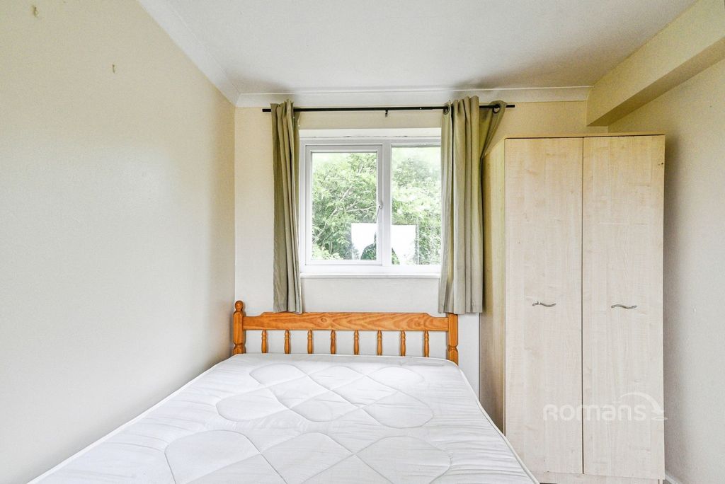 Property photo 2 of 10 Pbox-Img.Jpg
