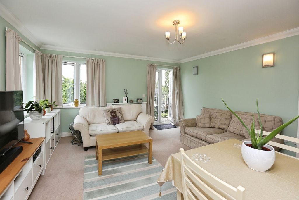 Property photo 3 of 15 Pbox-Img.Jpg