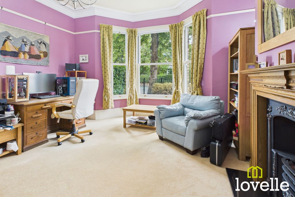 Property photo 3 of 45